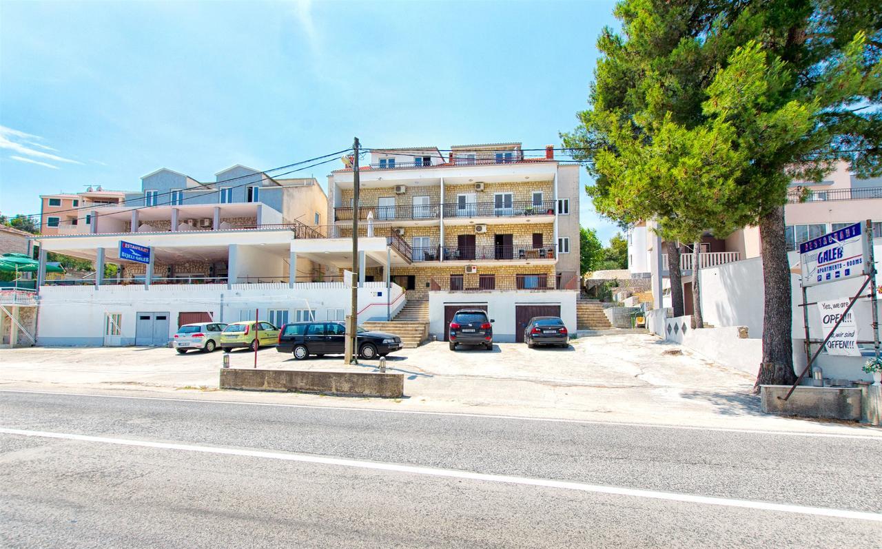 Apartments Martina Marina Exterior photo